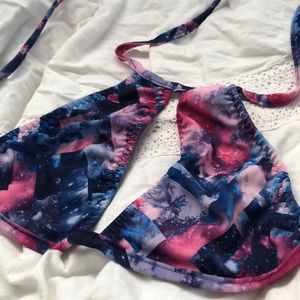 IHEARTRAVES galaxy keyhole halter top
